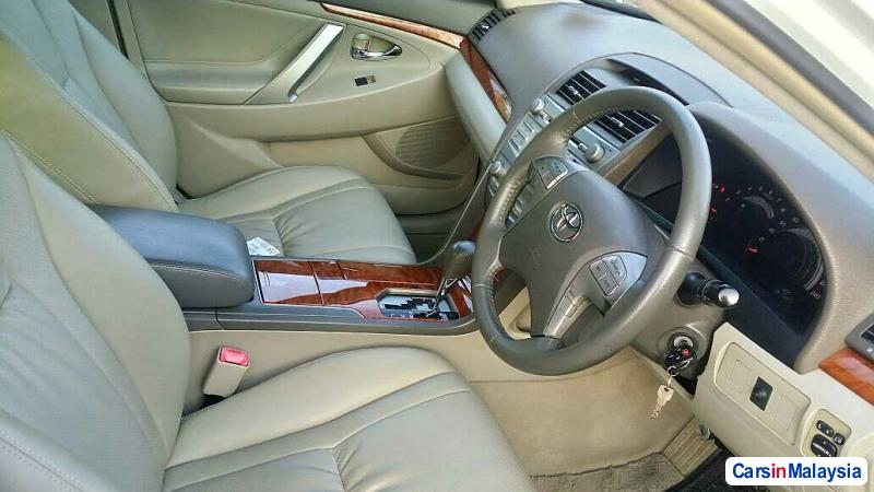 Toyota Camry 2.0-LITER LUXURY SEDAN Automatic 2008 - image 5