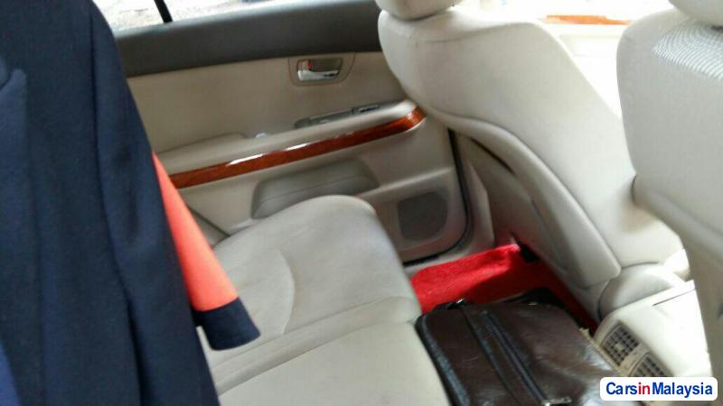 Picture of Toyota Harrier 2.4-LITER LUXURY FAMILY SUV Automatic 2011 in Malaysia