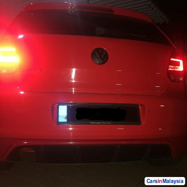 Volkswagen Polo 1.4-LITER TURBO HATCHBACK CAR Automatic 2014 - image 7