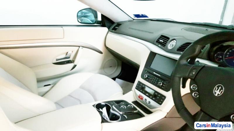 Maserati GranTurismo 4.7-LITER LUXURY SPORT CAR Automatic 2013 in Selangor - image