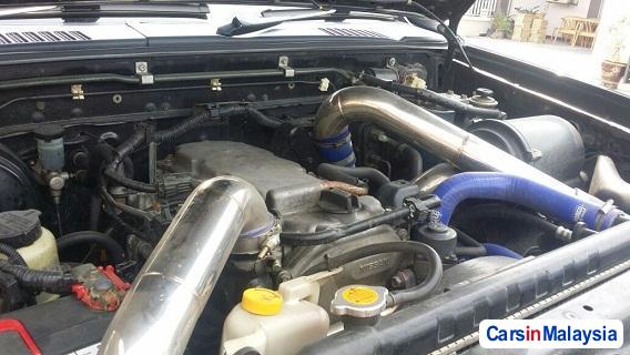 Nissan Frontier Manual 2010 in Malaysia - image