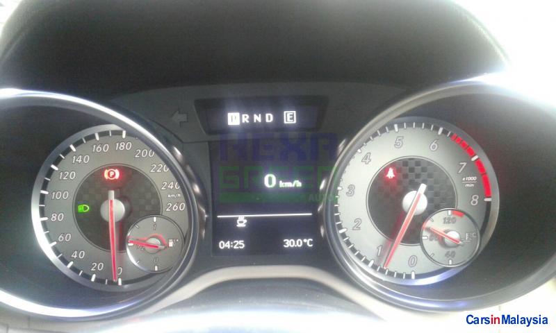 Mercedes Benz SLK200K 2012 - image 11