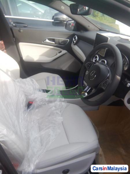 Mercedes Benz CL-Class Automatic 2015 - image 4