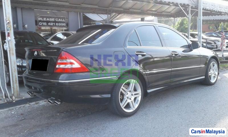 Mercedes Benz C-Class Automatic 2005 - image 4