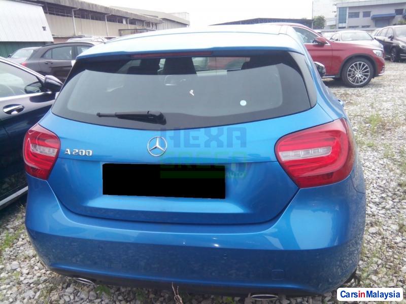 Mercedes Benz C-Class 2015 - image 5