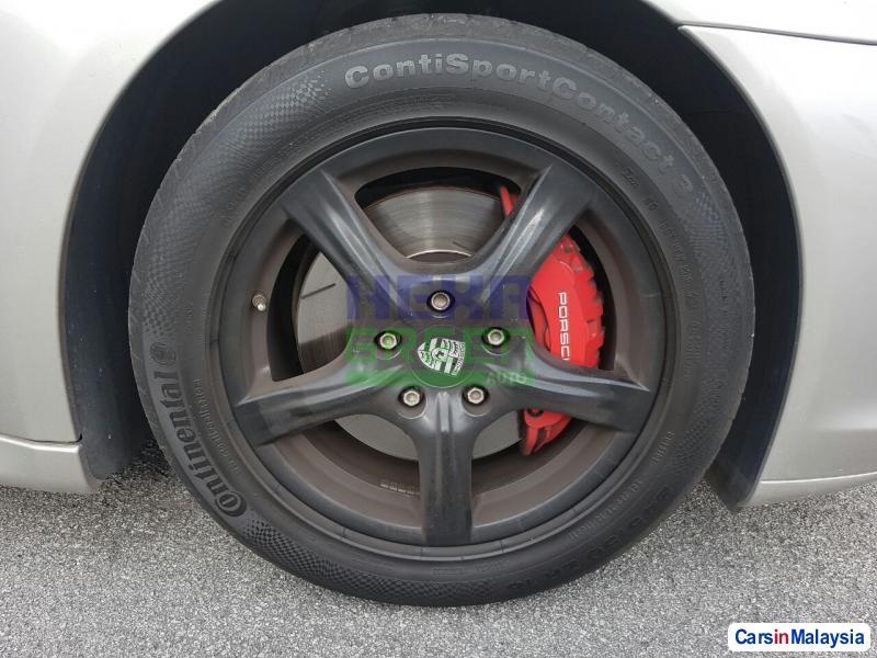 Porsche Panamera Automatic 2010 - image 6