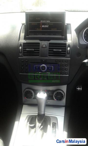 Mercedes Benz C-Class Automatic 2011 - image 7