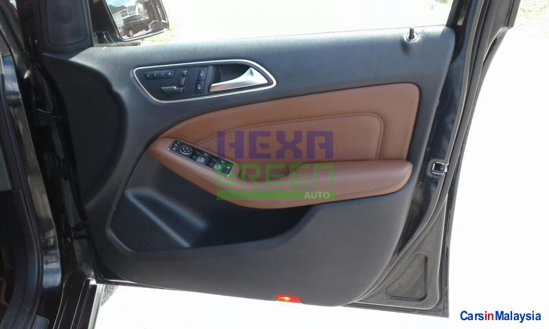 Mercedes Benz B200 CDI Automatic 2013 - image 7