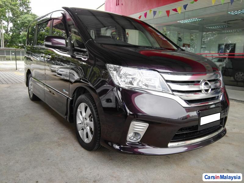 Picture of Nissan Serena Automatic 2013