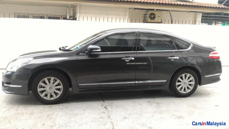 Nissan Teana Automatic 2013 - image 4