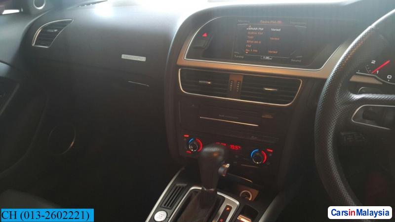 Audi Automatic 2010 - image 5