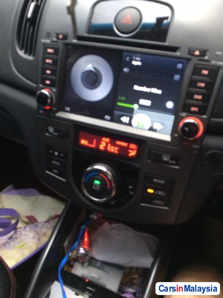 Kia Forte Semi-Automatic 2011 - image 4