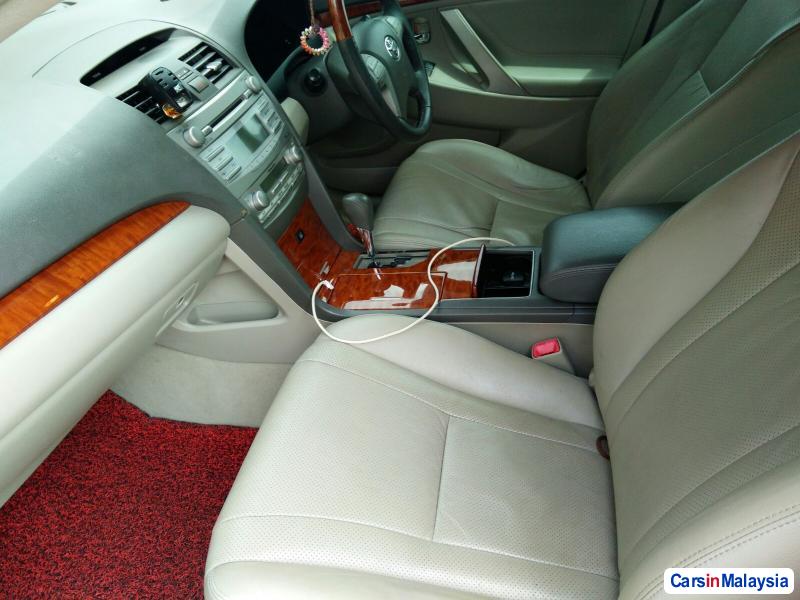 Toyota Camry Automatic 2007 - image 4