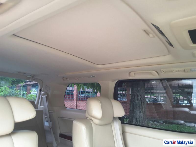 Toyota Vellfire Automatic 2008 - image 5