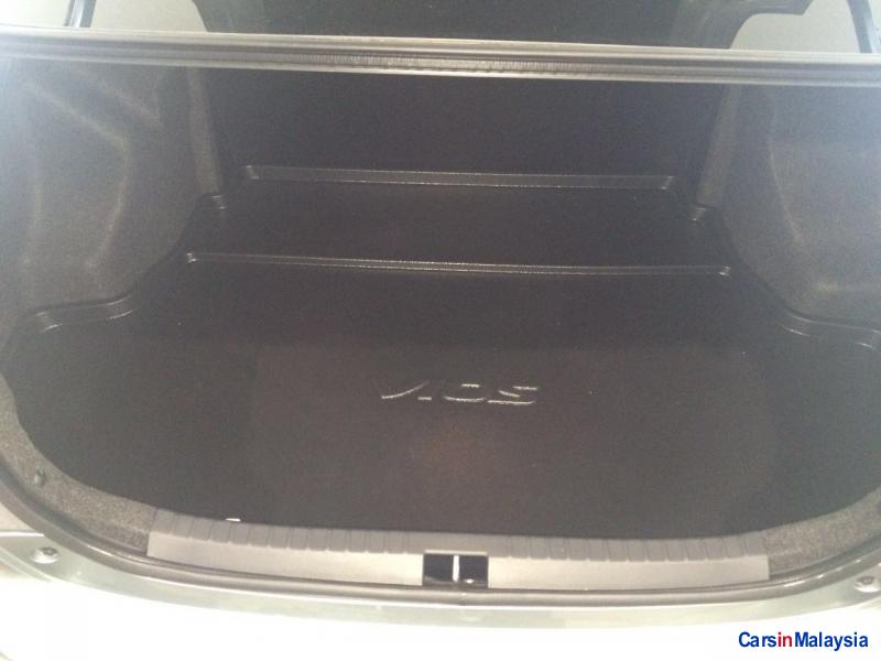 Toyota Vios Automatic - image 7