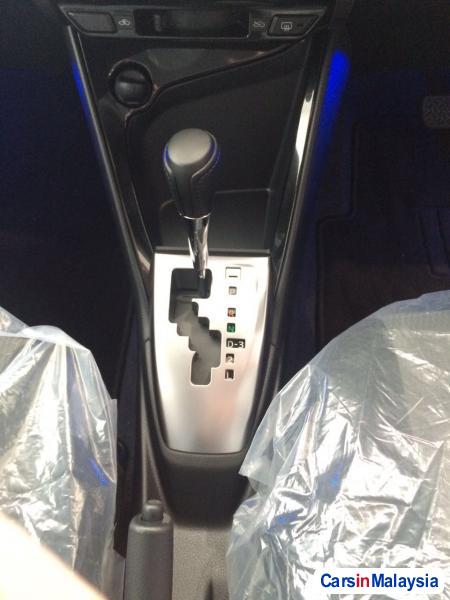 Toyota Vios Automatic - image 8