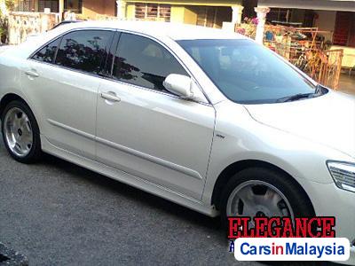Toyota Camry Automatic 2011 - image 3