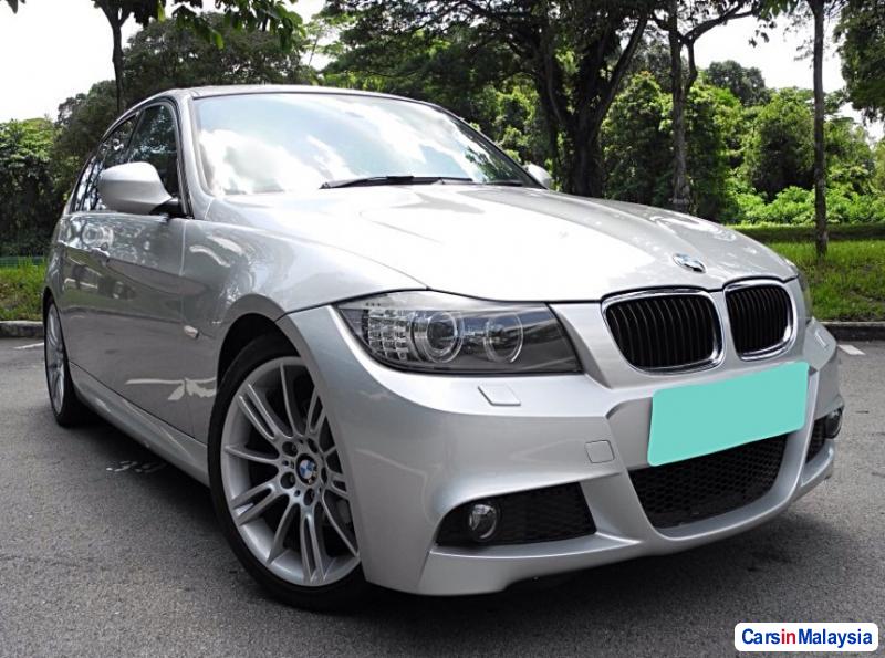 Picture of BMW 3 Series Automatic 2011