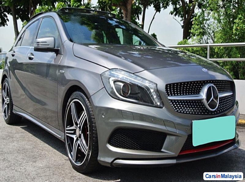 Pictures of Mercedes Benz A-Class 2015