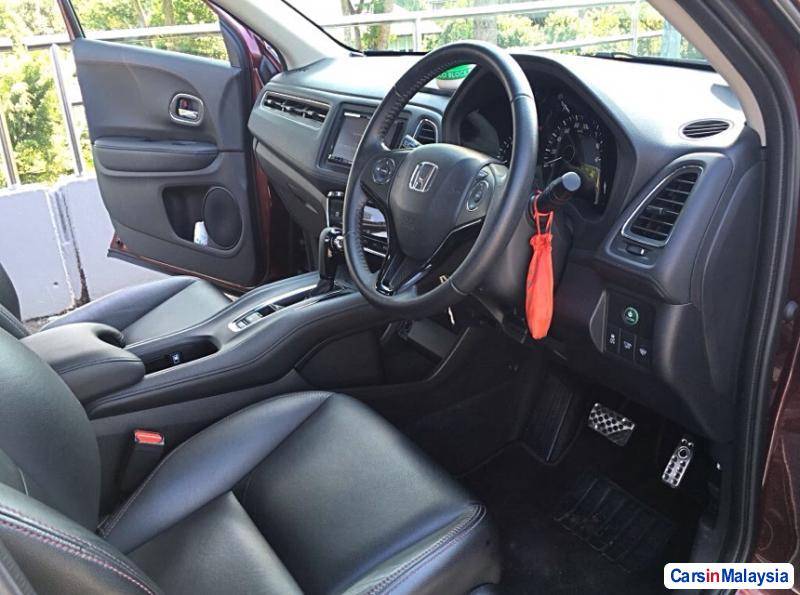 Honda HR-V Automatic 2016 - image 2