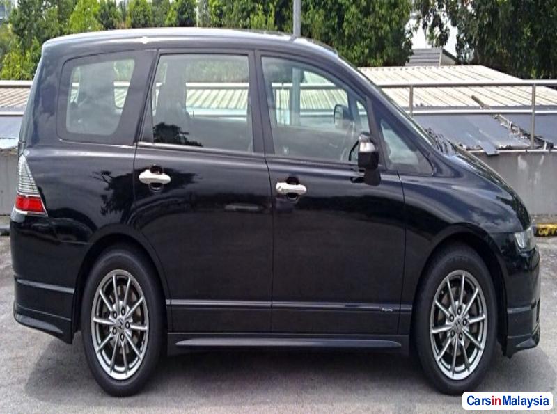Honda Odyssey Automatic 2011 - image 2