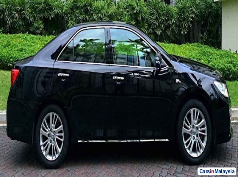 Toyota Camry Automatic 2014 - image 2