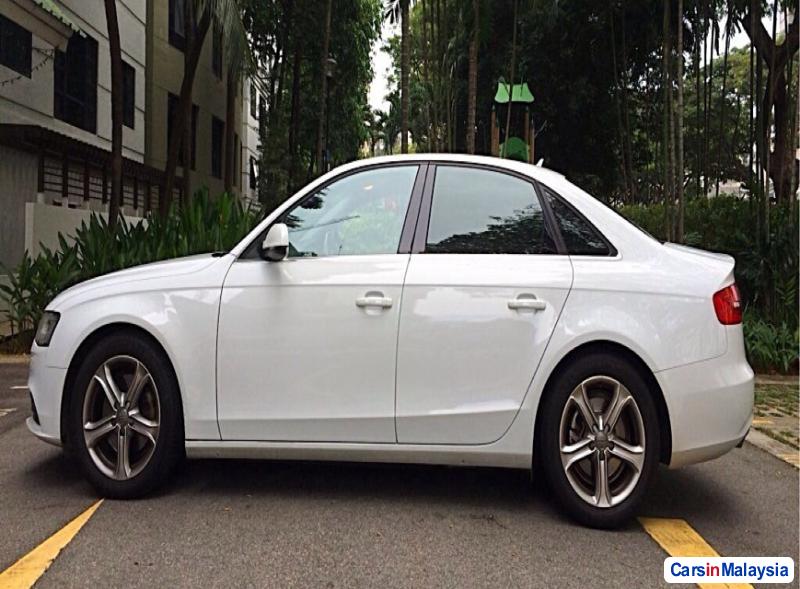 Audi A4 Automatic 2013 - image 3