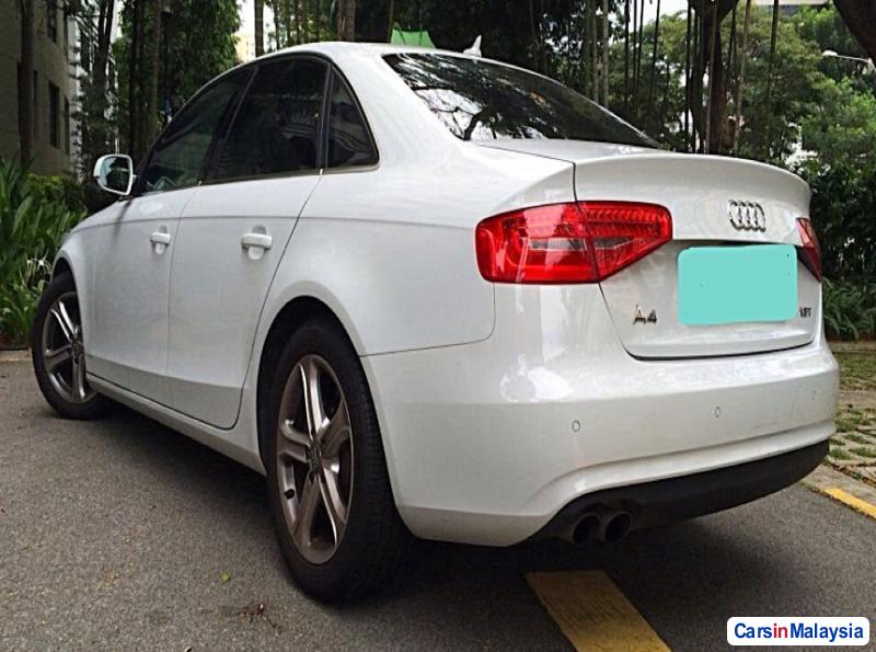 Audi A4 Automatic 2013 - image 4