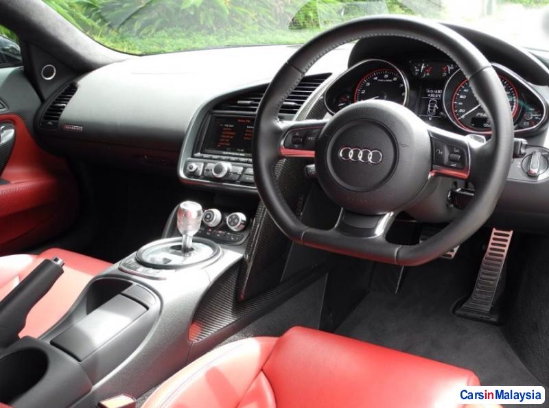 Audi R8 Semi-Automatic 2012 - image 5