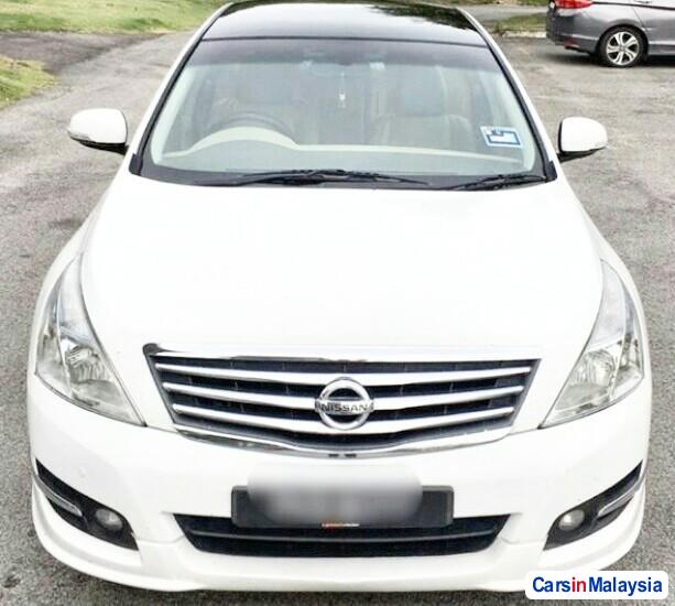 Nissan Teana 2.0-LITER LUXURY SEDAN Automatic 2012 - image 10