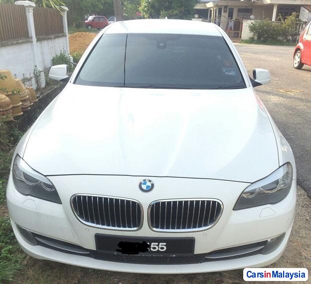 BMW 5 Series 2.5-LITER LUXURY SEDAN Automatic 2013