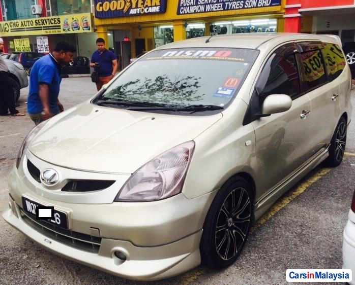 Nissan Grand Livina 2008 - image 3