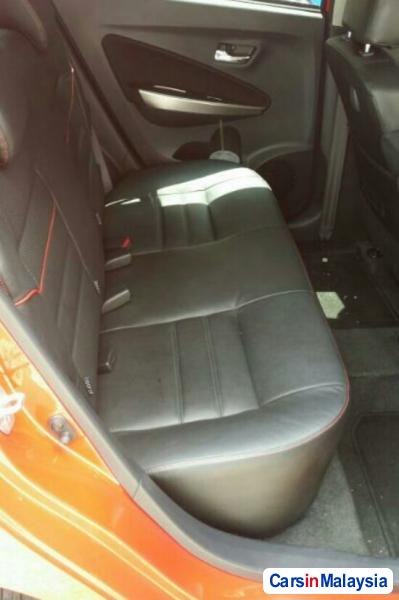 Perodua Axia Automatic - image 4