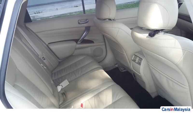 Nissan Teana 2.0-LITER LUXURY SEDAN Automatic 2013 - image 6