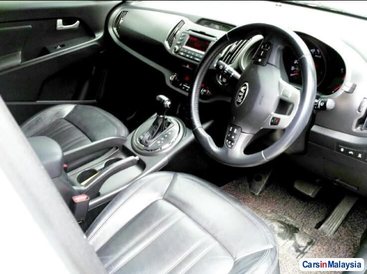 Picture of Kia Sportage 2.0-LITER FAMILY SUV Automatic 2013 in Malaysia