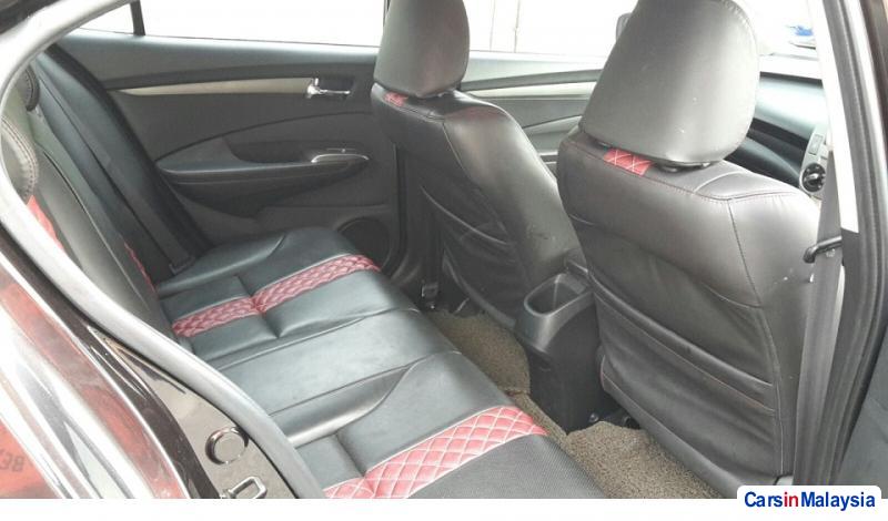 Honda City 1.5-LITER ECONOMY SEDAN Automatic 2012 in Selangor - image