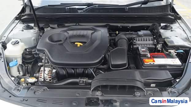 Kia Optima 2.0-LITER LUXURY SEDAN Automatic 2013 - image 7