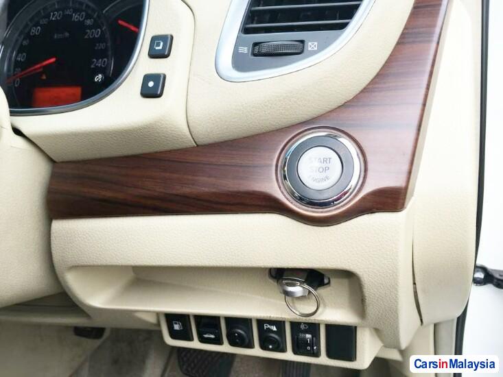 Nissan Teana 2.0-LITER LUXURY SEDAN Automatic 2012 - image 7