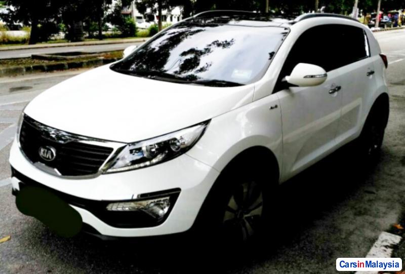 Kia Sportage 2.0-LITER FAMILY SUV Automatic 2013 in Malaysia - image