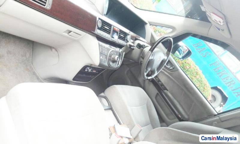 Honda Elysion Automatic 2006 - image 9