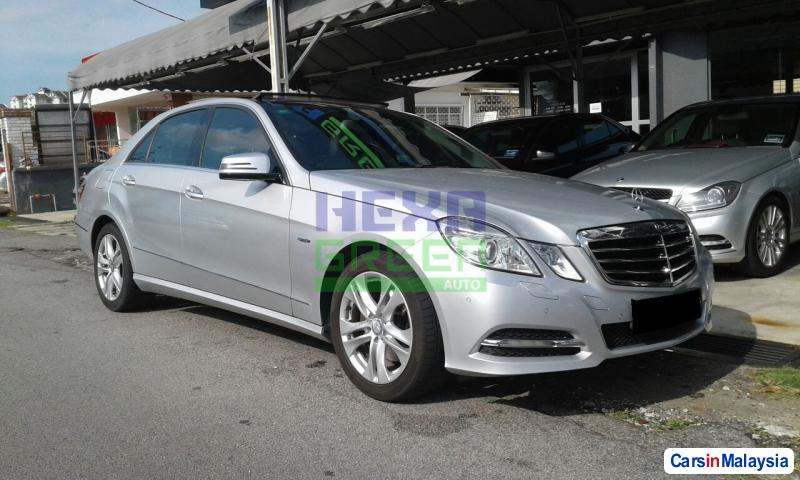 Picture of Mercedes Benz E250 CGI Automatic 2011