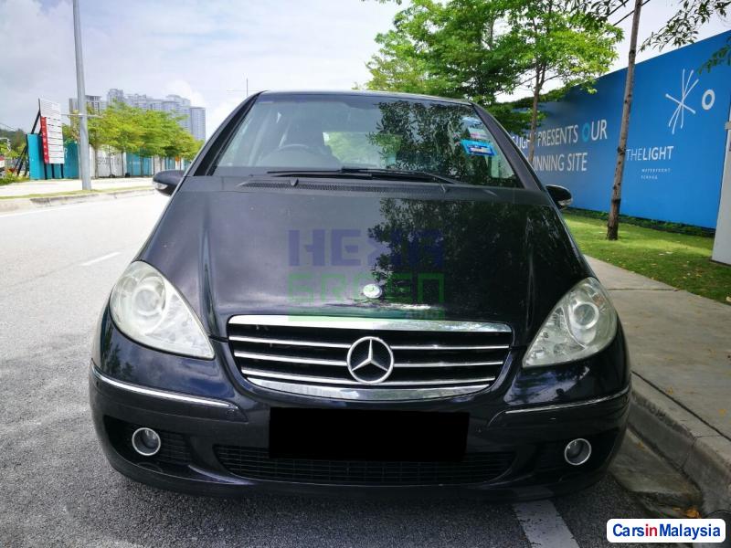 Mercedes Benz A-Class Automatic 2005 - image 2