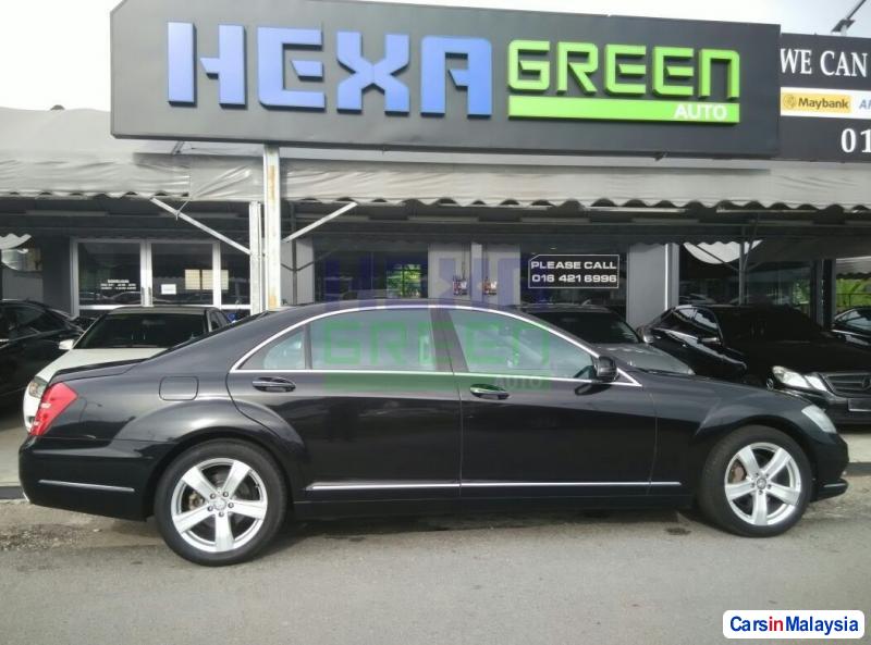 Mercedes Benz S300L Automatic 2011 - image 3