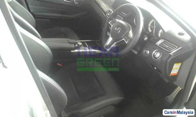Mercedes Benz E250 CGI Automatic 2013 - image 8