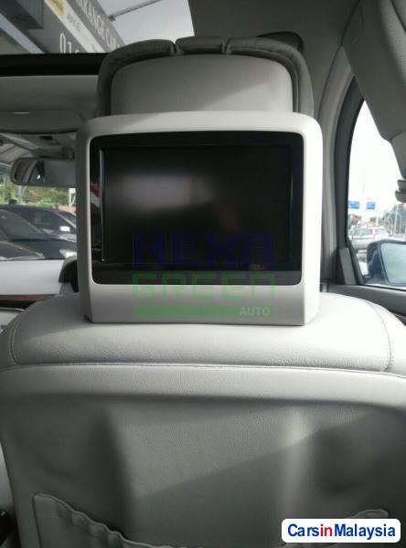 Mercedes Benz S300L Automatic 2011 - image 9