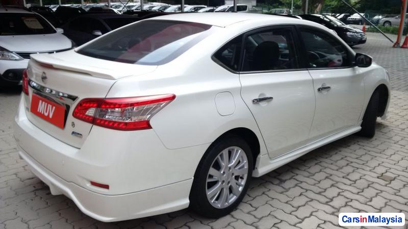 Nissan Sylphy Automatic 2014 - image 2