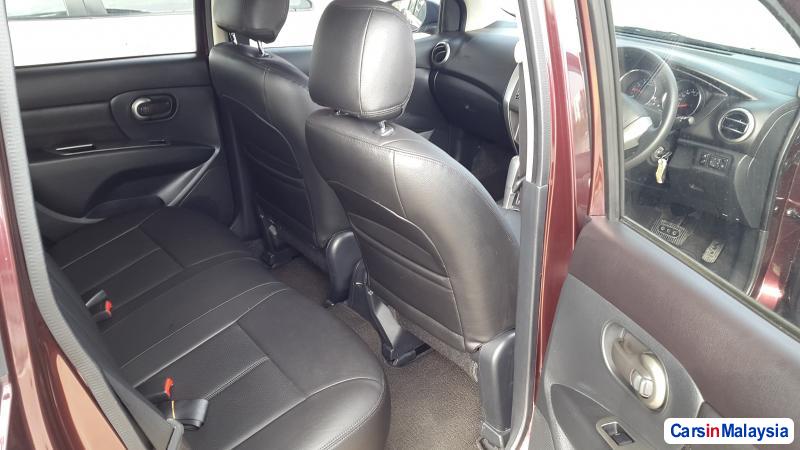 Nissan Grand Livina Automatic 2014 - image 5