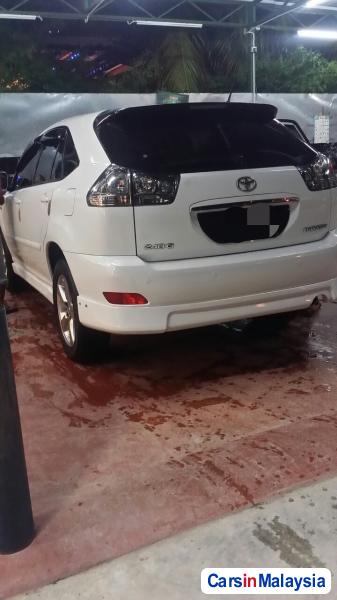 Picture of Toyota Harrier Semi-Automatic 2005