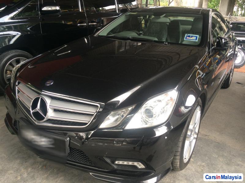 Picture of Mercedes Benz E250 Automatic 2010