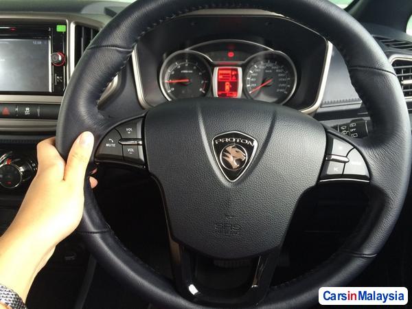 Proton Iriz Automatic - image 3